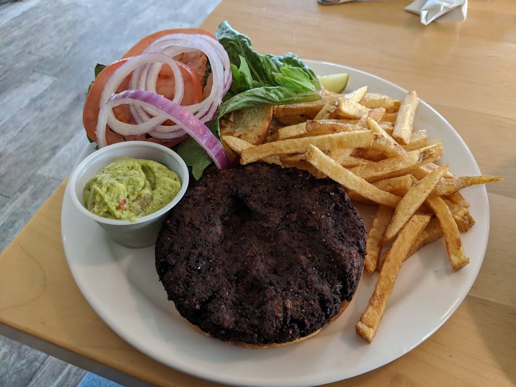 Bernies Foreside / Mister Bagel | restaurant | 204 US-1, Falmouth, ME 04105, USA | 2077817817 OR +1 207-781-7817