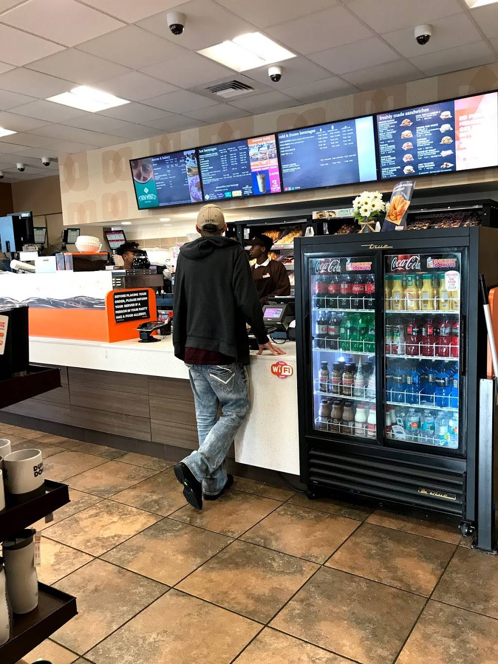 Dunkin Donuts | cafe | 13135 US-301, Riverview, FL 33578, USA | 8136726551 OR +1 813-672-6551