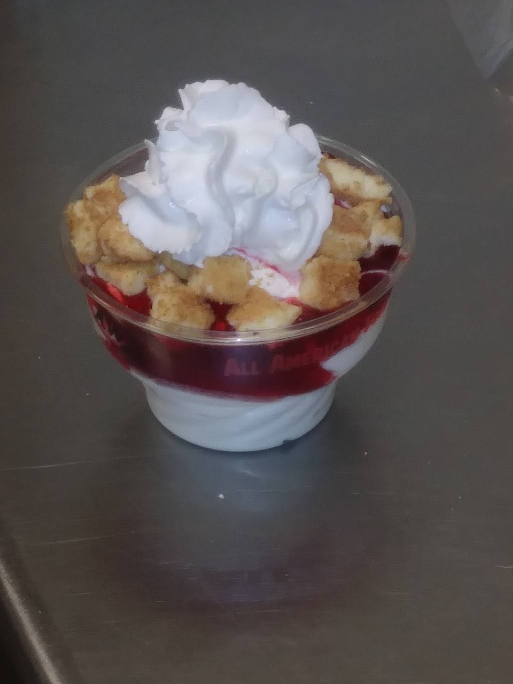 A&W | restaurant | 14000 Lakeside Cir, Sterling Heights, MI 48313, USA | 5862470392 OR +1 586-247-0392