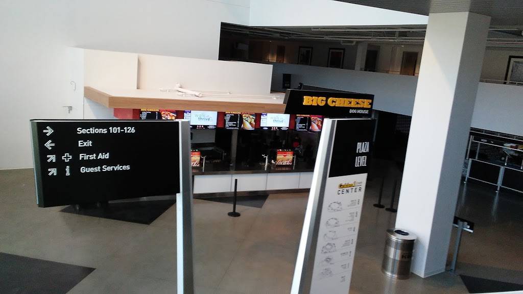 Big Cheese Dog House | restaurant | 500 David J Stern Walk #108, Sacramento, CA 95814, USA | 9168405754 OR +1 916-840-5754