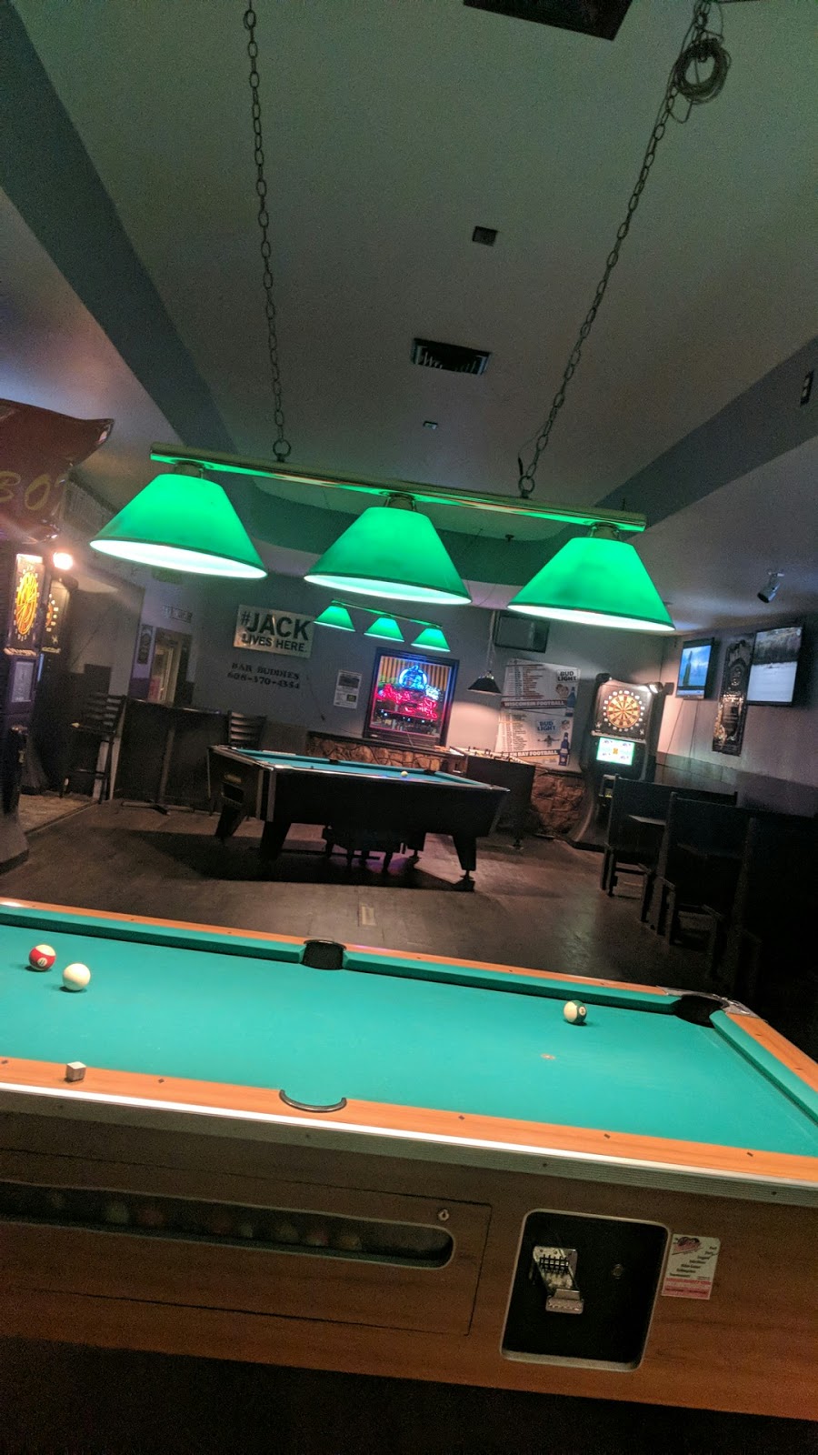 Zachs Bar & Grill | restaurant | 126 4th St, Baraboo, WI 53913, USA | 6083569224 OR +1 608-356-9224