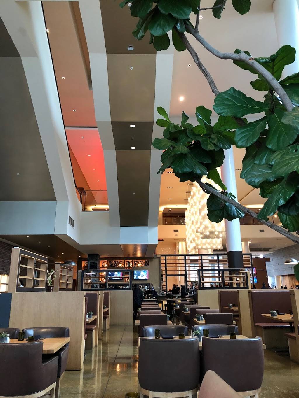 gLAnce Lobby Bar | restaurant | 900 W Olympic Blvd, Los Angeles, CA 90015, USA | 2137658600 OR +1 213-765-8600