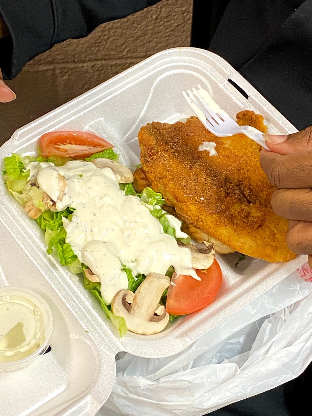 Wylam Wings & Things | restaurant | 710 Bank St, Birmingham, AL 35224, USA | 2059576560 OR +1 205-957-6560