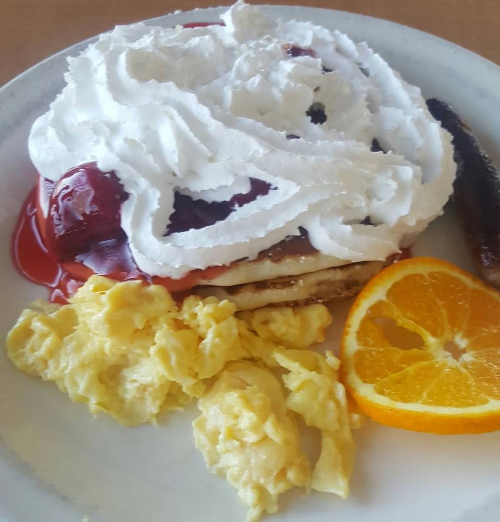 Golden Ox Diner | restaurant | 3400 Wilson Rd, Bakersfield, CA 93309, USA | 6618325051 OR +1 661-832-5051