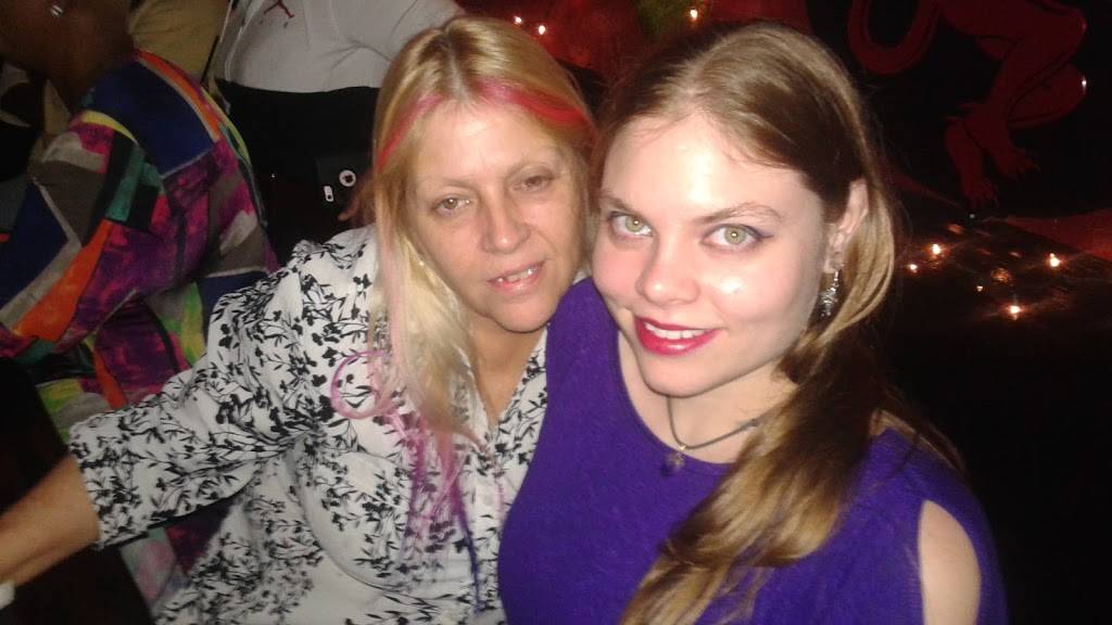 Cloud 9 Bar and Grill | night club | 7126 Stirling Rd, Hollywood, FL 33024, USA | 9544993525 OR +1 954-499-3525