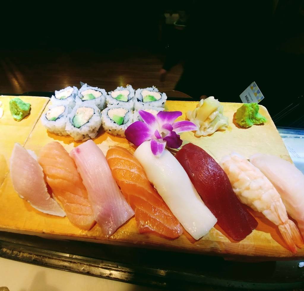 Toyama Sushi | restaurant | 10121 Evergreen Way, Everett, WA 98204, USA | 4253534141 OR +1 425-353-4141
