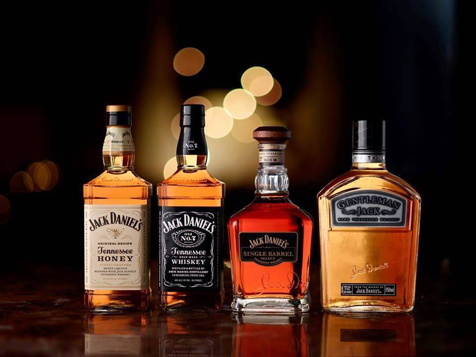 Kelly’s Pub | restaurant | 15817 Bernardo Center Dr #113, San Diego, CA 92127, USA | 8586133649 OR +1 858-613-3649