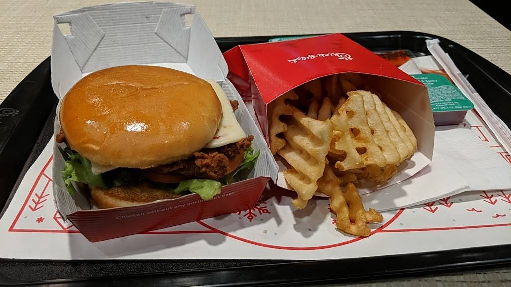 Chick-fil-A Western Center Blvd | restaurant | 2900 Western Center Blvd, Fort Worth, TX 76131, USA | 8178477384 OR +1 817-847-7384