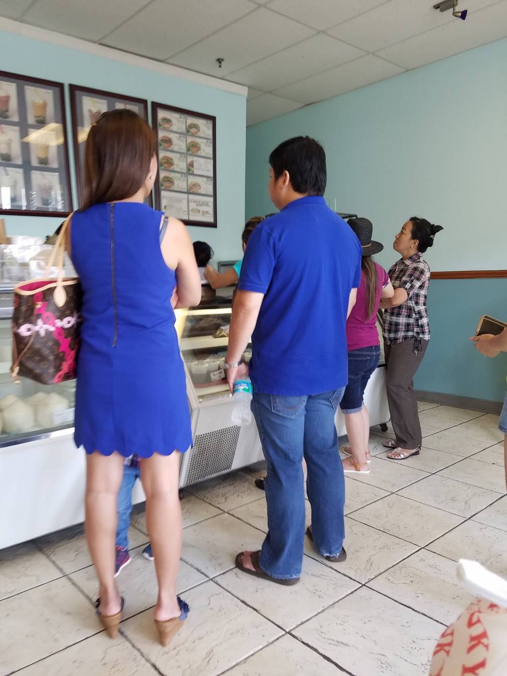 Boston Bakery & Cafe | cafe | 1525 E Colonial Dr #5, Orlando, FL 32803, USA | 4072281219 OR +1 407-228-1219