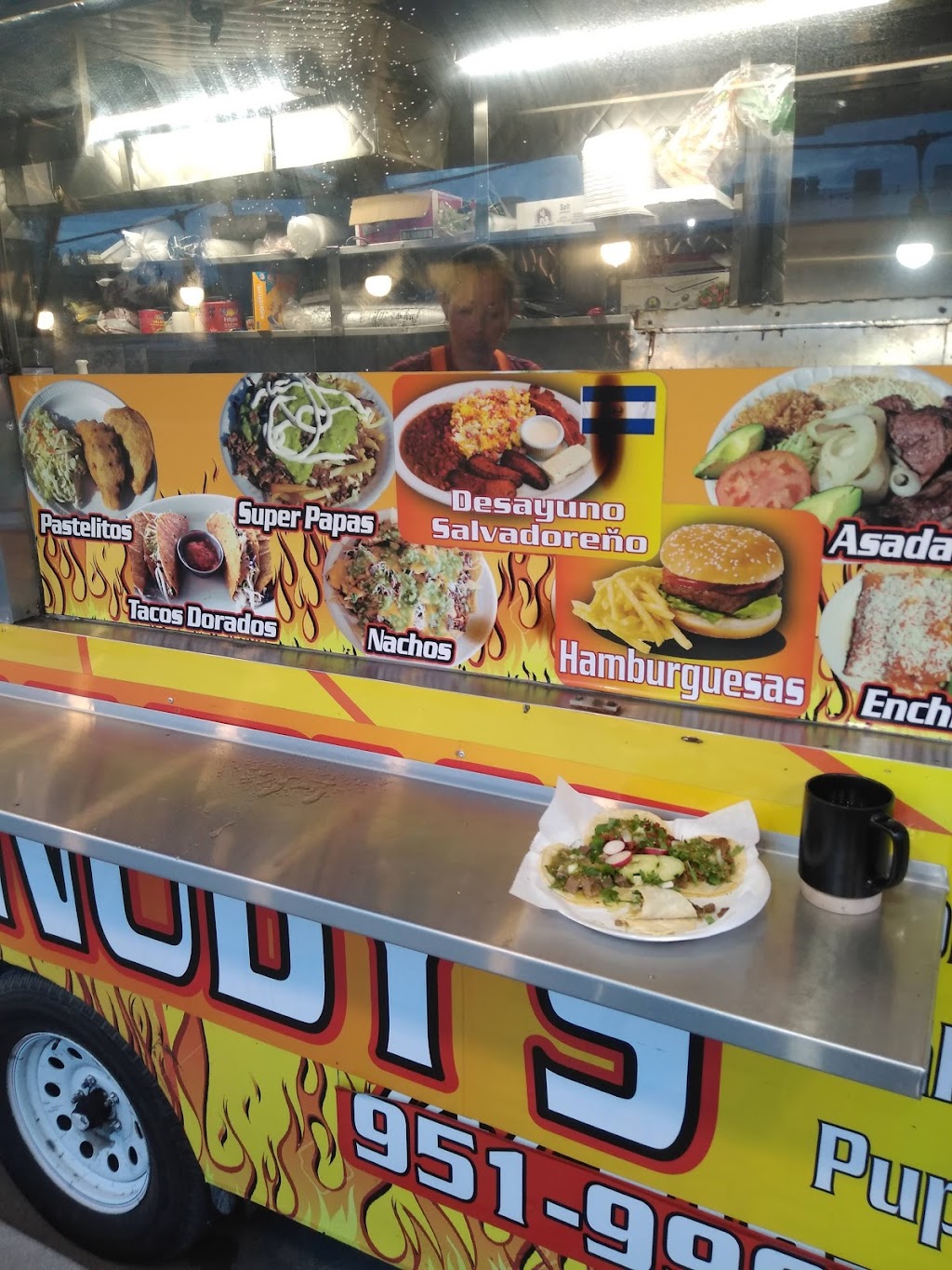 TACOS NUBYS | restaurant | 302 W Ramona Dr, Rialto, CA 92376, USA | 9515342007 OR +1 951-534-2007