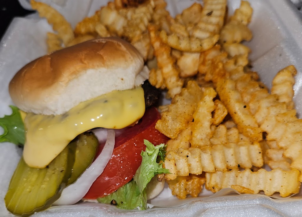 Move & Groove Underground Cafe | restaurant | 2501 Millers Ln, Shively, KY 40216, USA | 8126476525 OR +1 812-647-6525