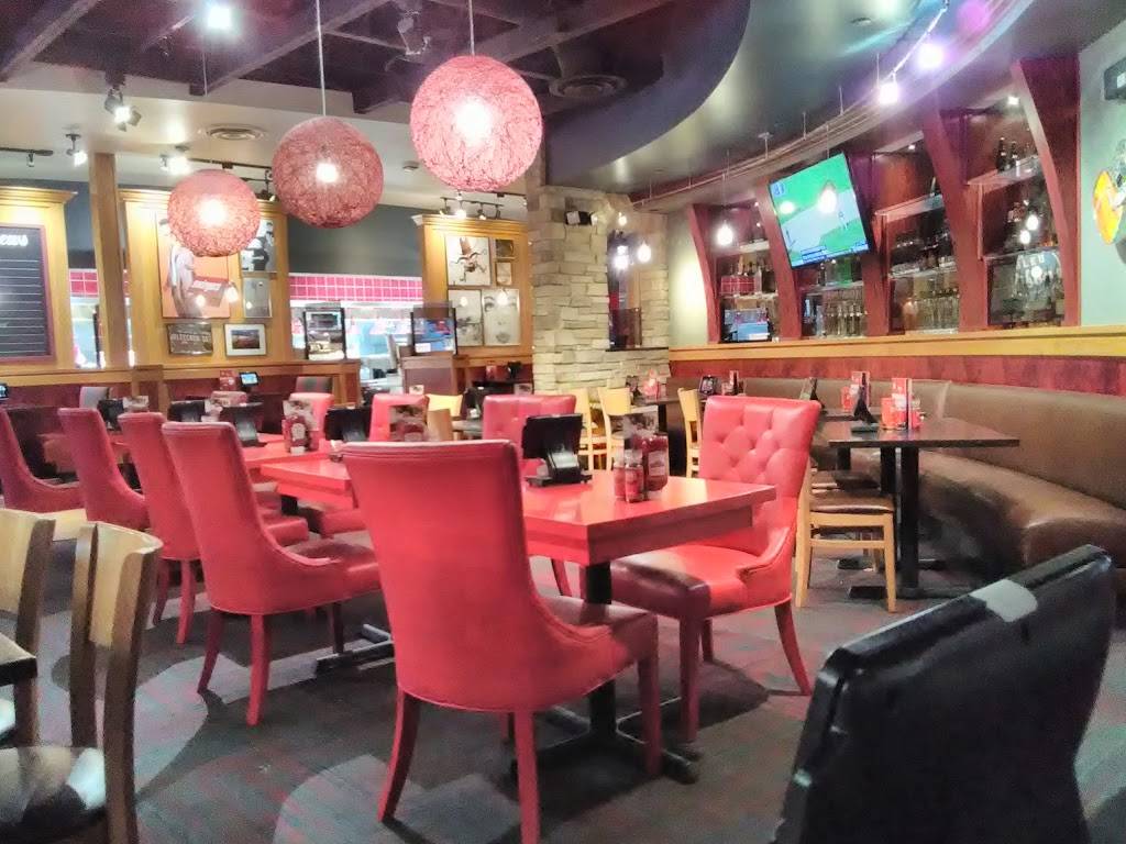 Red Robin Gourmet Burgers and Brews | restaurant | 2465 Southlake Mall, Merrillville, IN 46410, USA | 2197367337 OR +1 219-736-7337