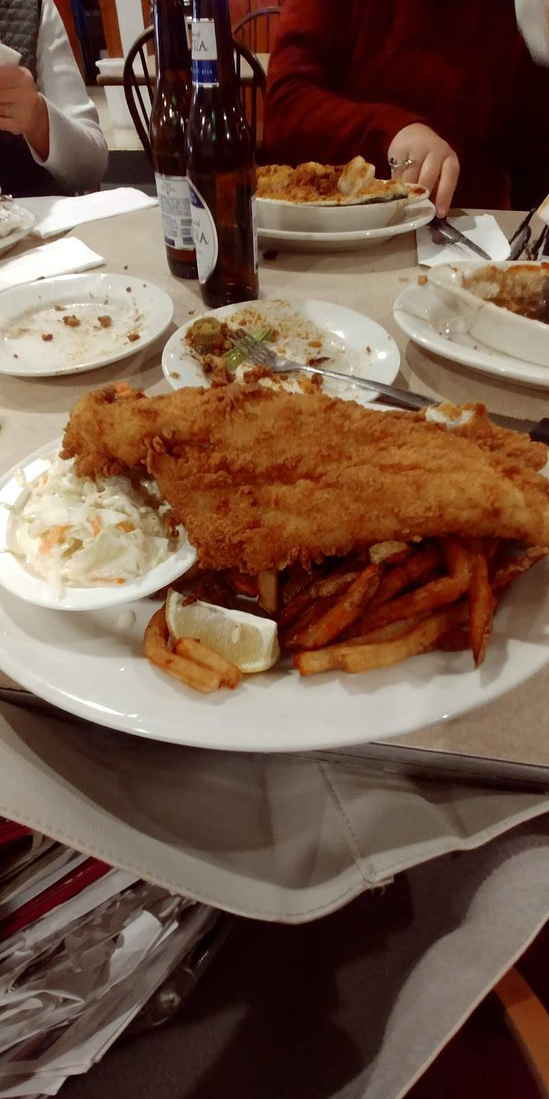 Wheelock inn | restaurant | 82 Wheelock Ave, Millbury, MA 01527, USA | 5087913477 OR +1 508-791-3477