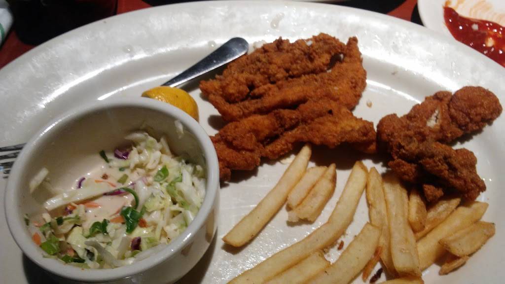 OCharley’s Restaurant & Bar | restaurant | 820 Expo Dr, Smyrna, TN 37167, USA | 6152201772 OR +1 615-220-1772