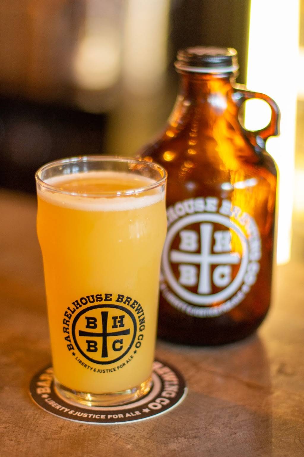 BarrelHouse Brewing Visalia | restaurant | 521 E Main St, Visalia, CA 93292, USA | 5597136690 OR +1 559-713-6690