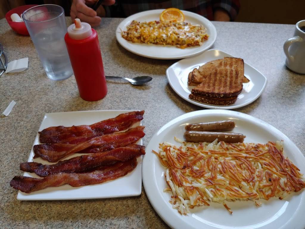 Rainbow Cafe | night club | 112 E Main St, Auburn, WA 98002, USA | 2538331880 OR +1 253-833-1880