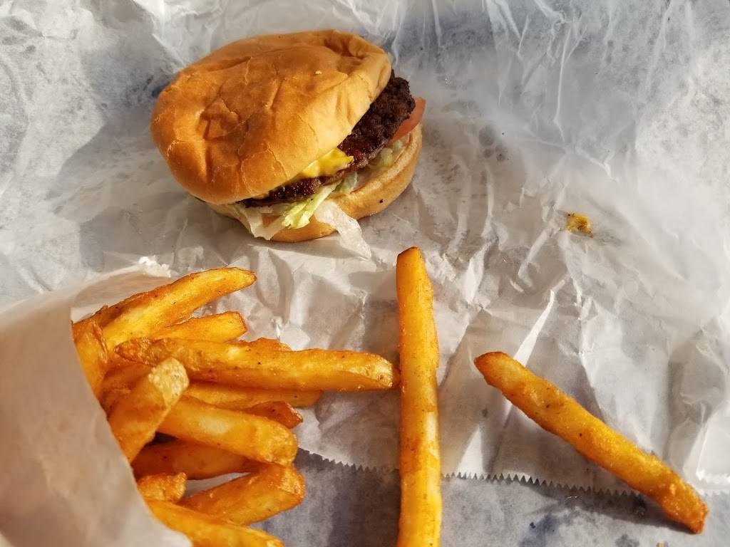 Dixie Queen | restaurant | 1884 N Germantown Pkwy, Cordova, TN 38016, USA | 9013215185 OR +1 901-321-5185