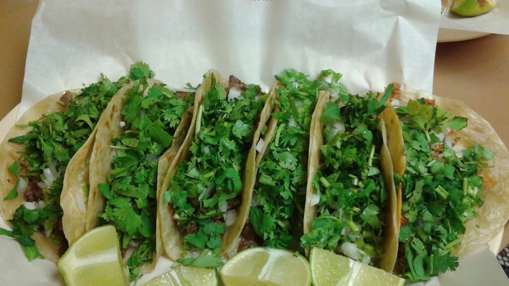 Cindys Place | restaurant | 138 N Chalk St, Joaquin, TX 75954, USA | 9362694444 OR +1 936-269-4444