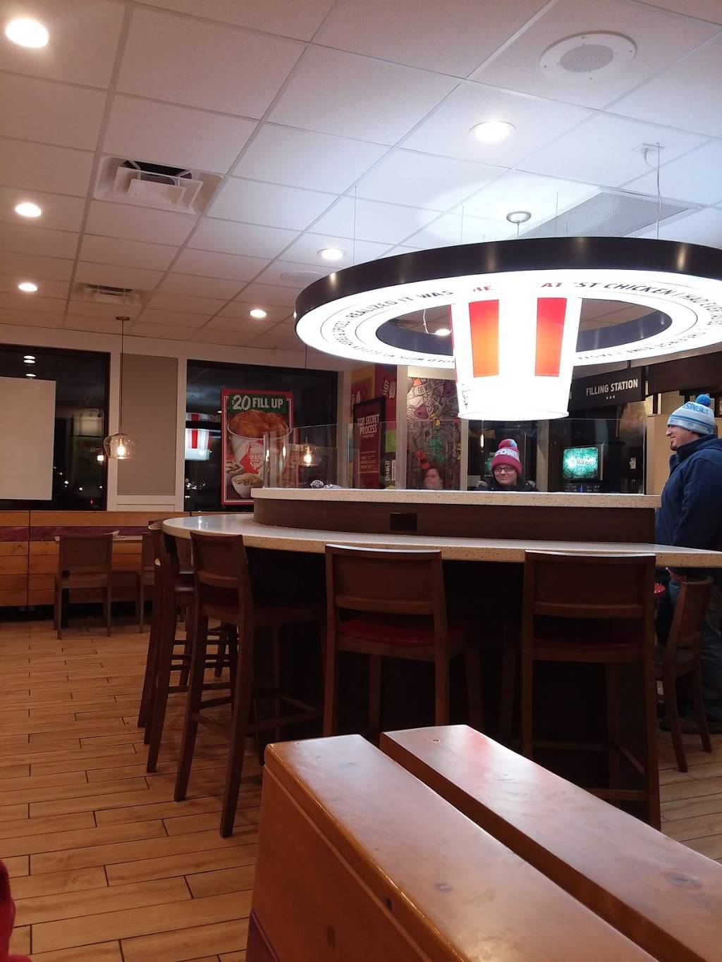 KFC | restaurant | 1950 US-14, Richland Center, WI 53581, USA | 6086472178 OR +1 608-647-2178