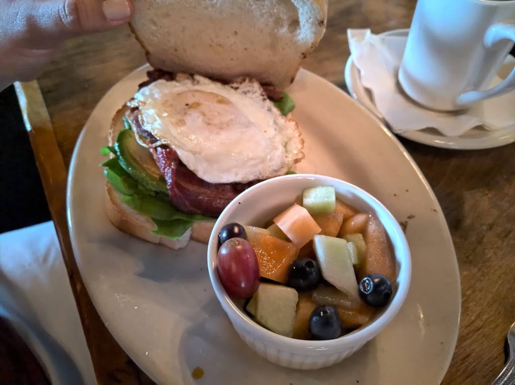 East Side Grill | restaurant | 1838 N Crossover Rd, Fayetteville, AR 72701, USA | 4799664823 OR +1 479-966-4823