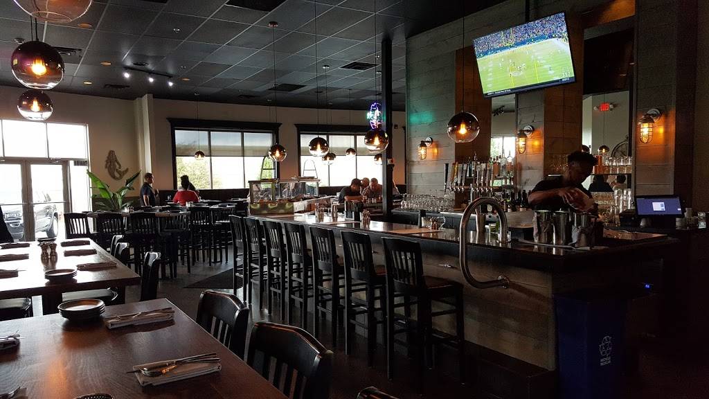 Pearl Tavern | restaurant | 1672 NW Chipman Rd, Lees Summit, MO 64081, USA | 8163471986 OR +1 816-347-1986