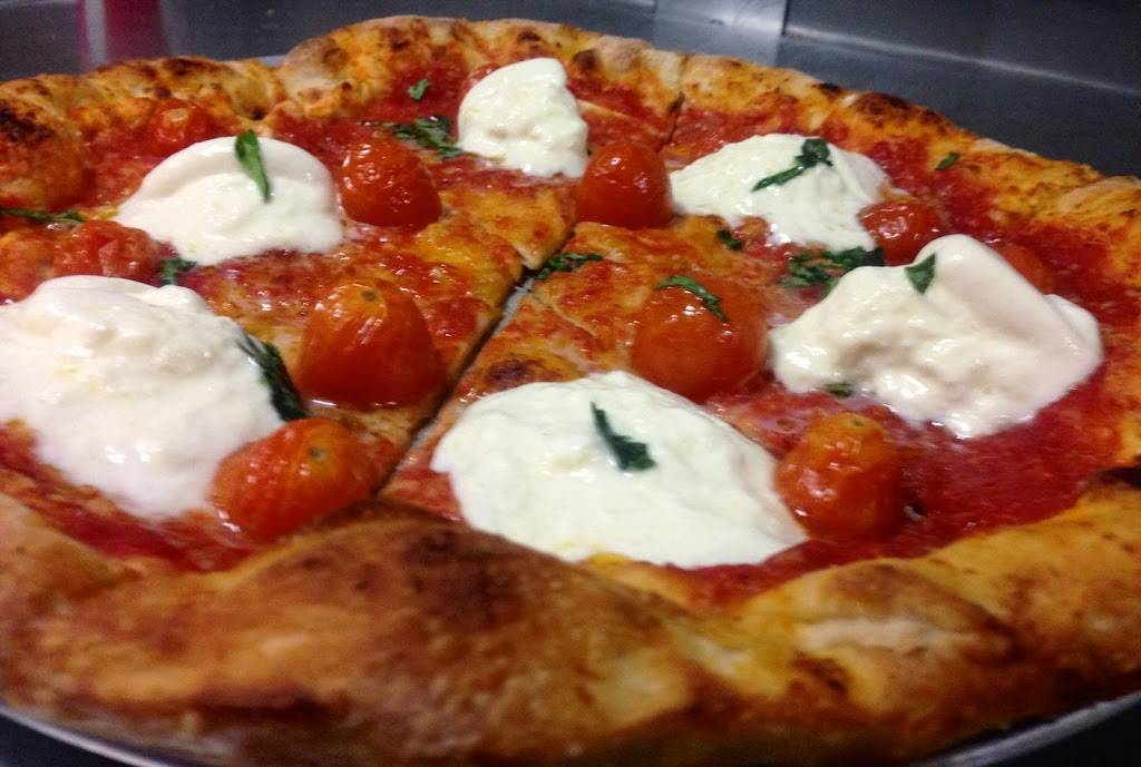 Giovannis Old World New York Pizzeria | restaurant | 5924 S Land Park Dr, Sacramento, CA 95822, USA | 9163937001 OR +1 916-393-7001