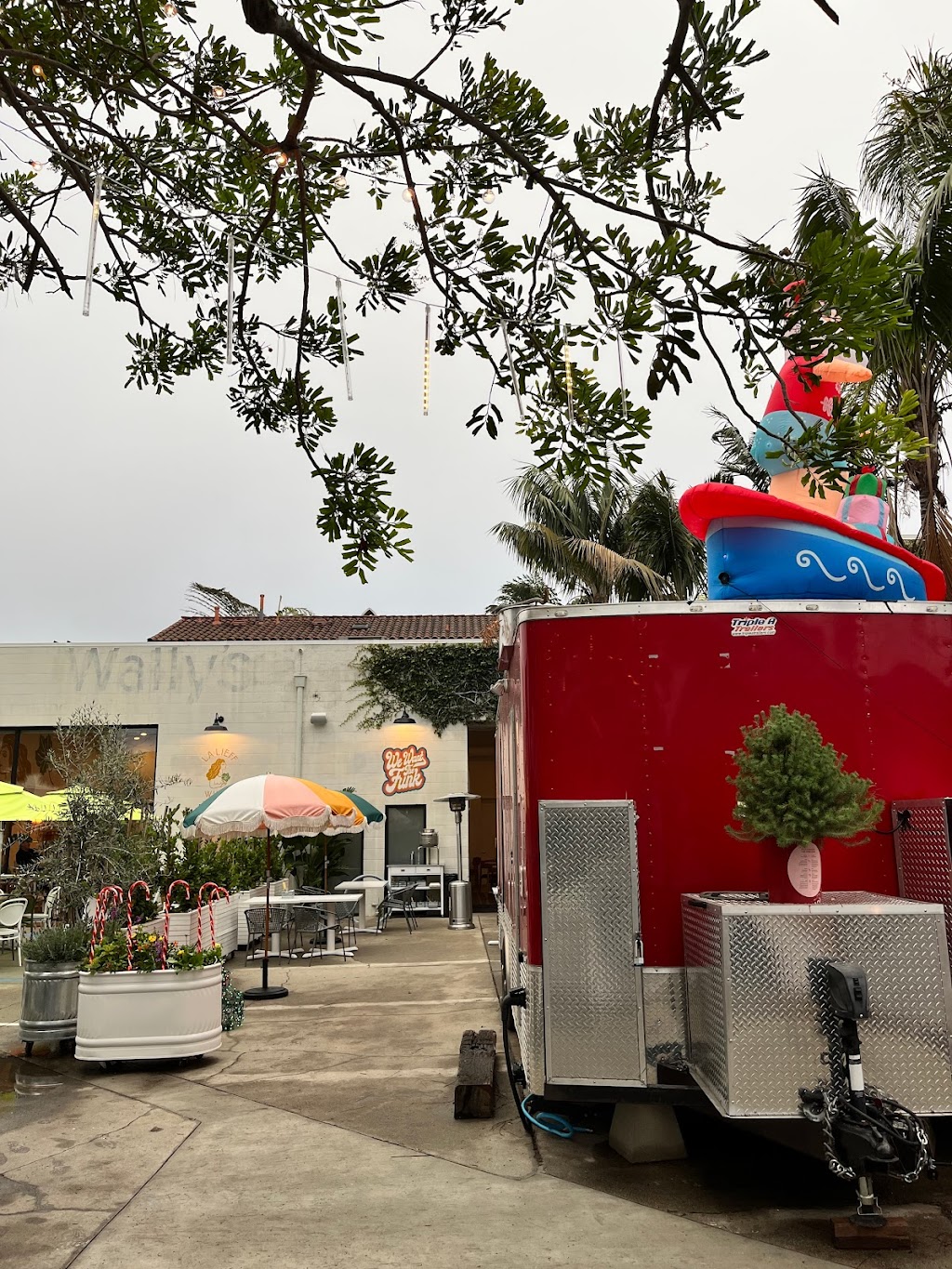 We Want The Funk | restaurant | 210 Gray Ave # A, Santa Barbara, CA 93101, USA | 8058378584 OR +1 805-837-8584