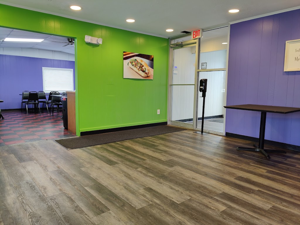 Barrys Cheesesteaks | restaurant | 5408 Valley Station Rd, Louisville, KY 40272, USA | 5026182288 OR +1 502-618-2288