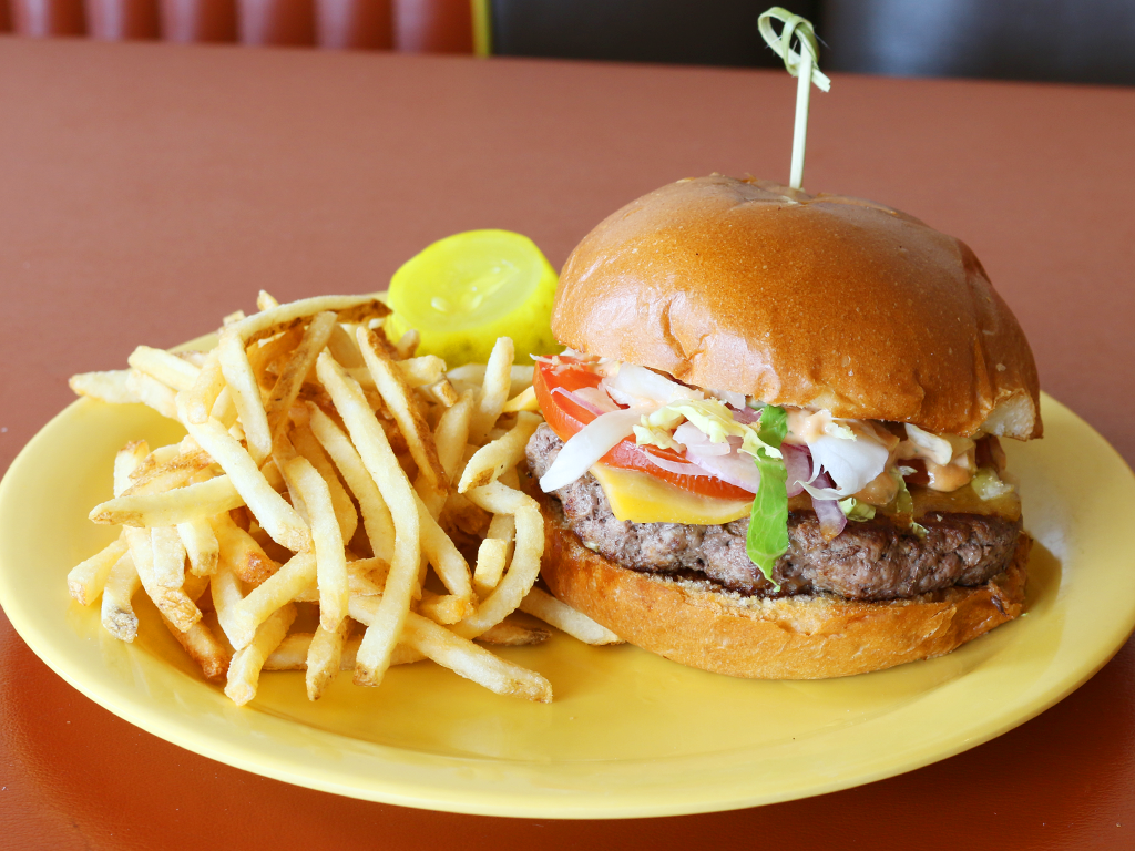 Fred 62 | restaurant | 1850 N Vermont Ave, Los Angeles, CA 90027, USA | 3236670062 OR +1 323-667-0062