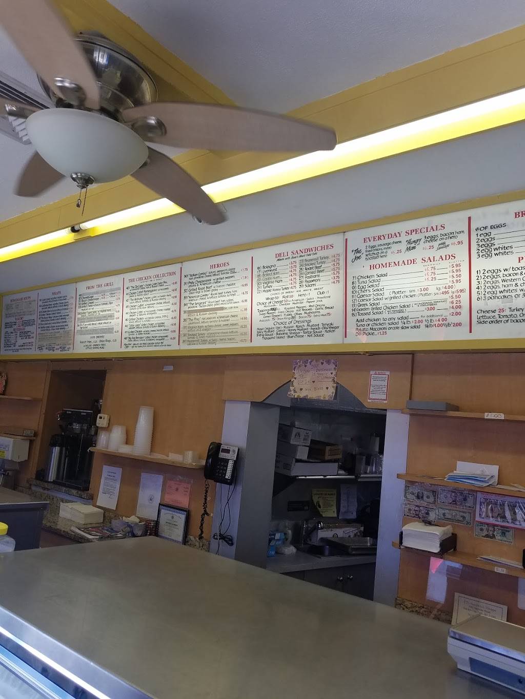 PJs Sandwich Shoppe | restaurant | 193 Herricks Rd, New Hyde Park, NY 11040, USA | 5167413354 OR +1 516-741-3354