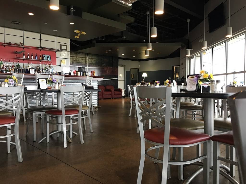 Delta Charlies Bar & Grill | restaurant | 4709, 5303 Challenger Dr, Dallas, TX 75237, USA | 2146239944 OR +1 214-623-9944