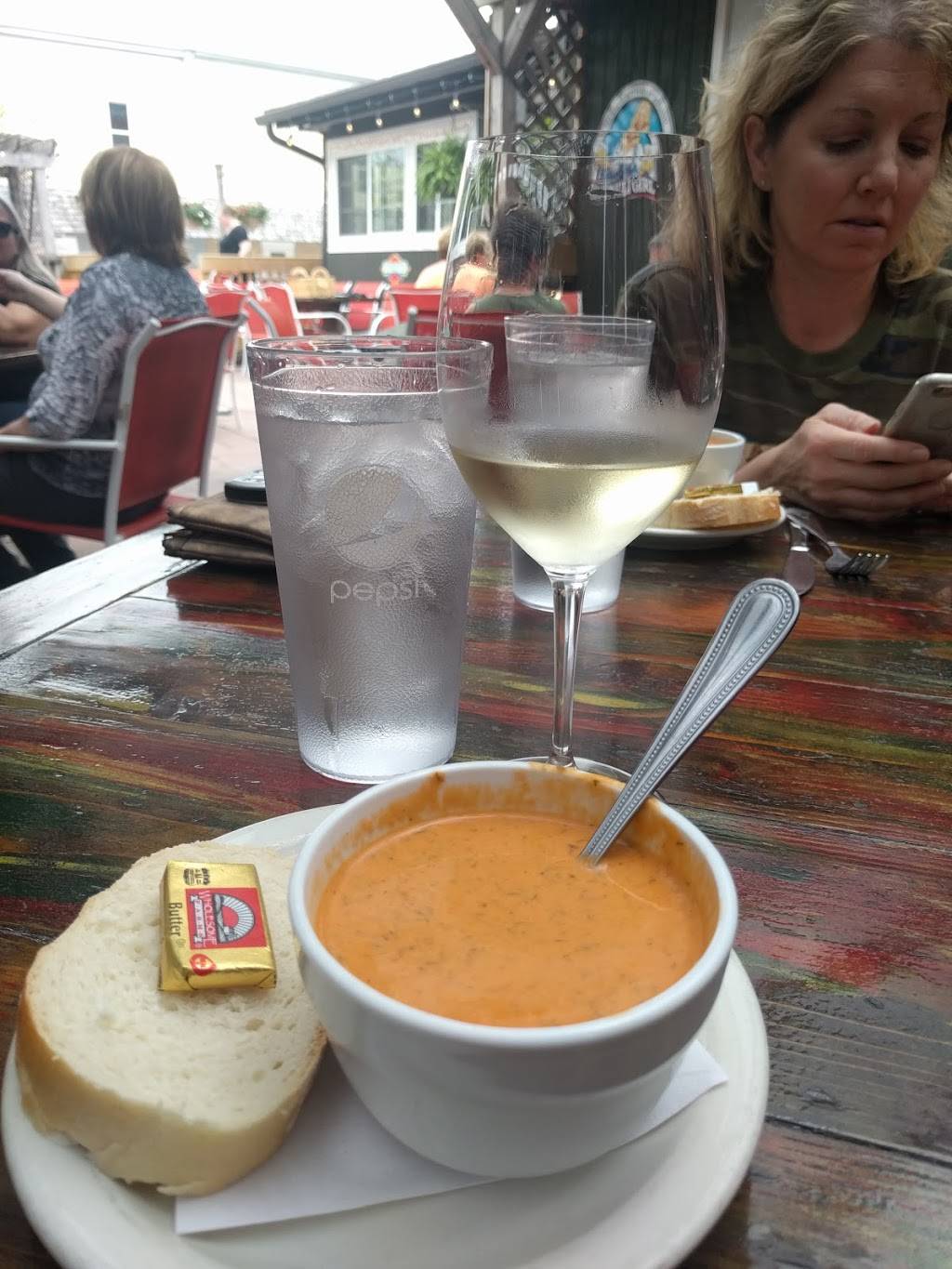 Tuscan Moon Grill on Fifth | restaurant | 203 5th St, Kalona, IA 52247, USA | 3196563315 OR +1 319-656-3315