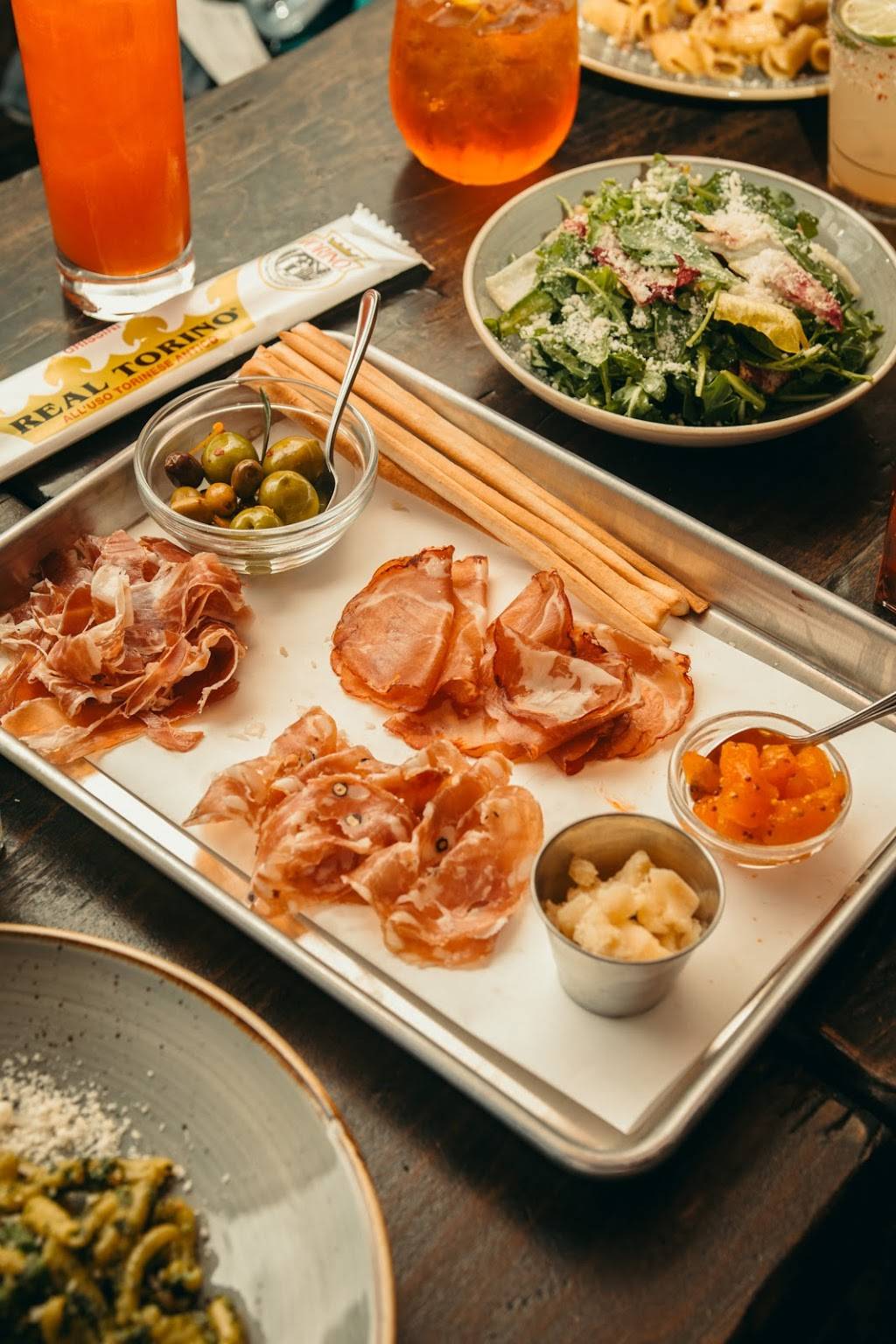 Mezzanotte | restaurant | 1210 S Bailey St, Seattle, WA 98108, USA | 2064666032 OR +1 206-466-6032