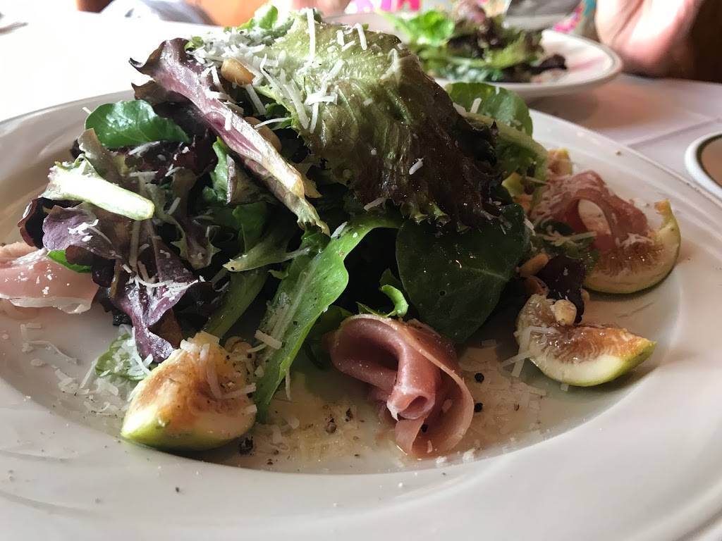 Oliva | restaurant | 15 Main St S, Bethlehem, CT 06751, USA | 2032665558 OR +1 203-266-5558