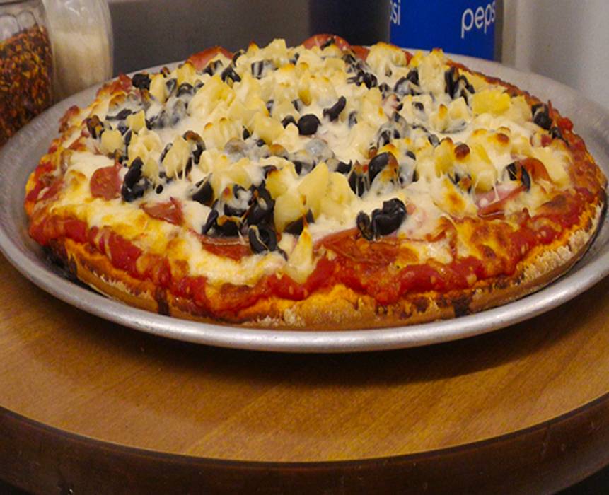 Alfanos Pizza | restaurant | 2700 11th, Rock Island, IL 61201, USA | 3097949597 OR +1 309-794-9597