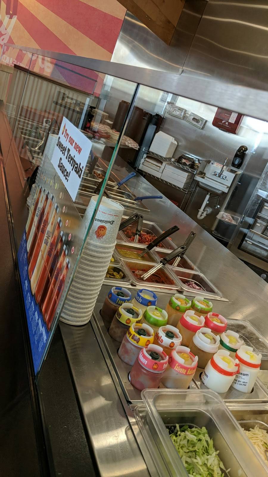 Hot Head Burritos | restaurant | 1393 Boardman-Canfield Rd, Boardman, OH 44512, USA | 3309533247 OR +1 330-953-3247