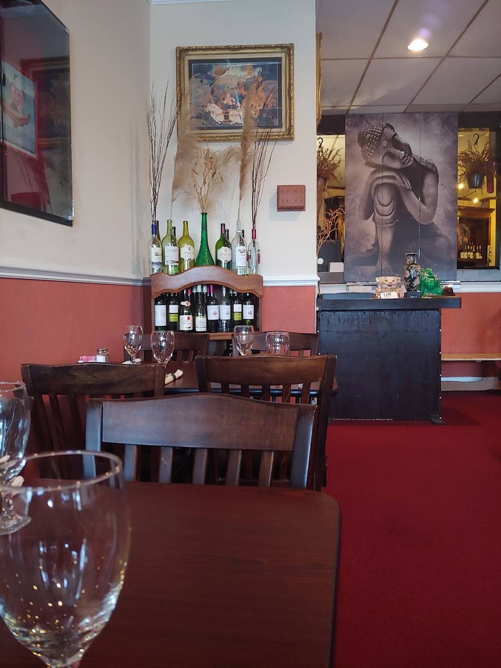 Ruang Tong Thai Cuisine | restaurant | 6790 Forest Hill Ave, Richmond, VA 23225, USA | 8046128616 OR +1 804-612-8616