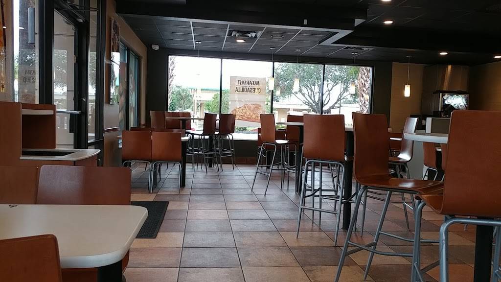 Taco Bell | meal takeaway | 4385 45th St, West Palm Beach, FL 33407, USA | 5616407733 OR +1 561-640-7733