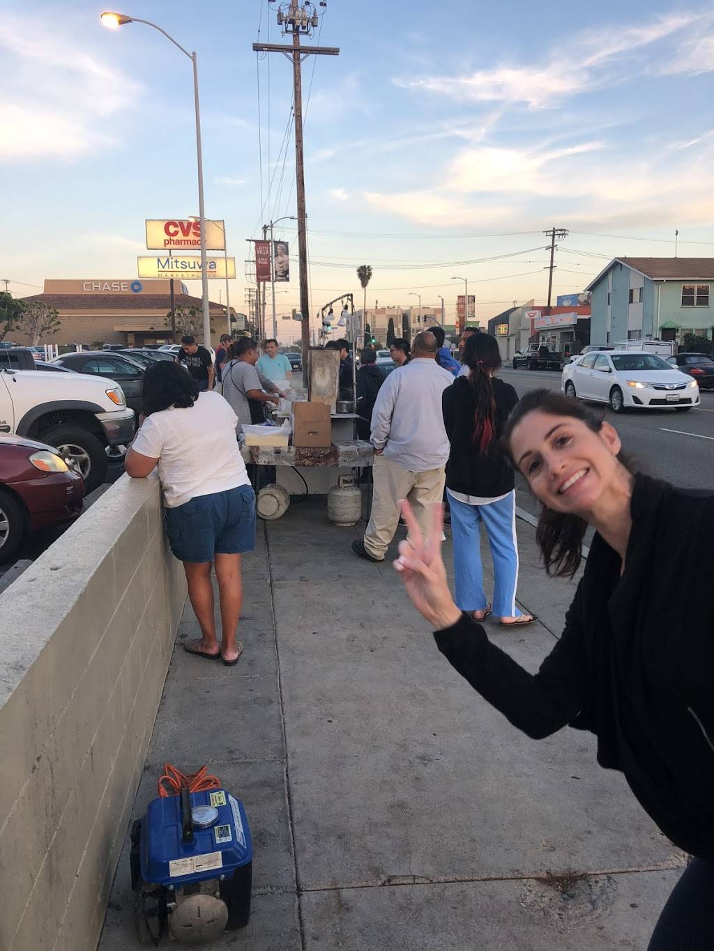 Tacos Chapulin | restaurant | Los Angeles, CA 90066, USA | 3234790611 OR +1 323-479-0611