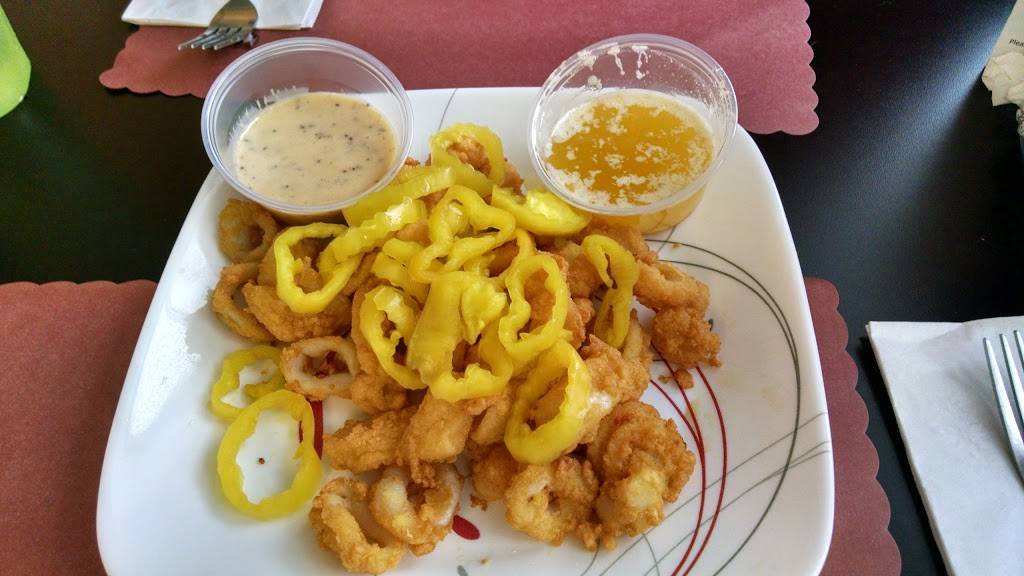 Samanthas Restaurant at Montaup Country Club | restaurant | 500 Anthony Rd, Portsmouth, RI 02871, USA | 40168309554 OR +1 401-683-0955 ext. 4