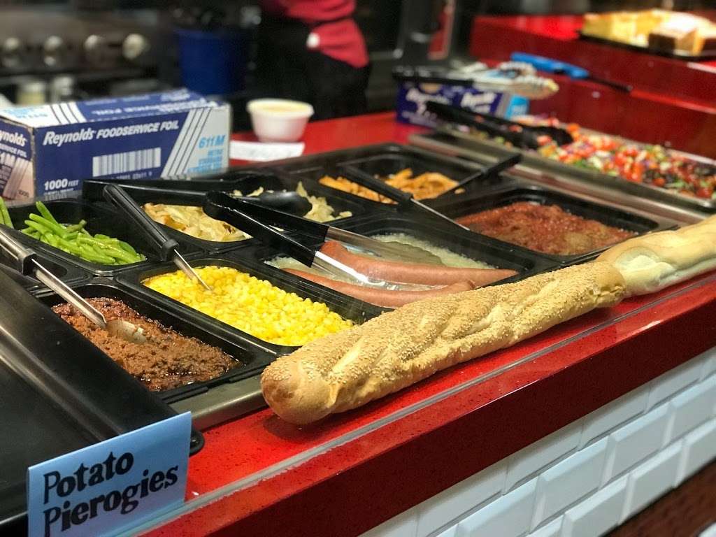 Famous Franks A-lot | restaurant | 51 N 12th St, Philadelphia, PA 19107, USA | 2156259991 OR +1 215-625-9991