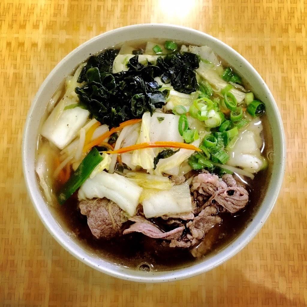 Bento Man | restaurant | 228 E 1st St, Los Angeles, CA 90012, USA | 2136200240 OR +1 213-620-0240