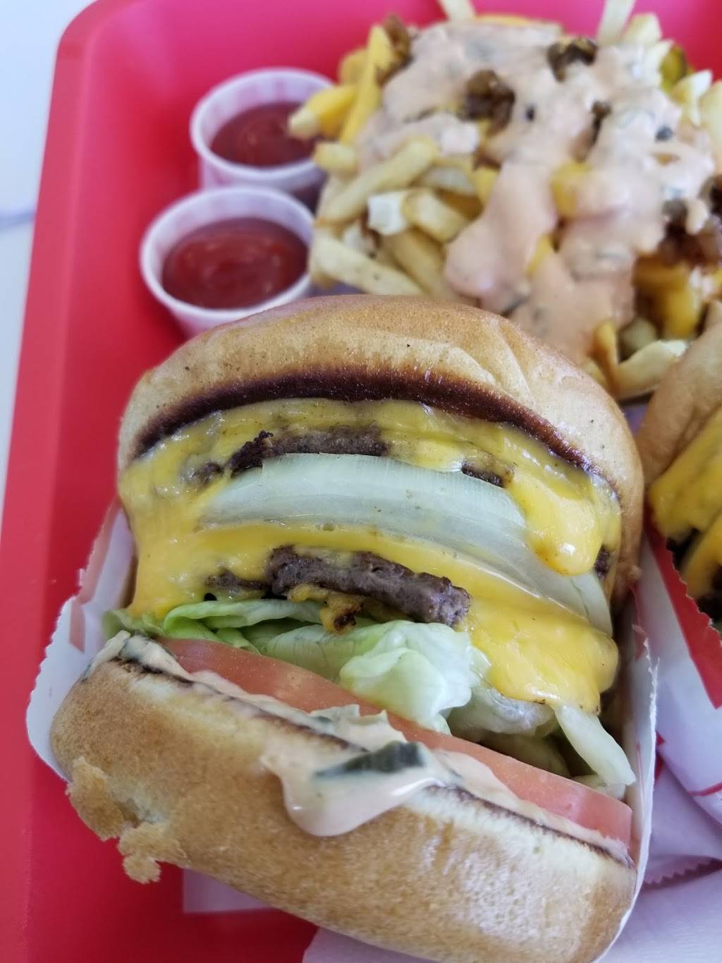 In-N-Out Burger | restaurant | 2740 N Central Expy, Plano, TX 75074, USA | 8007861000 OR +1 800-786-1000