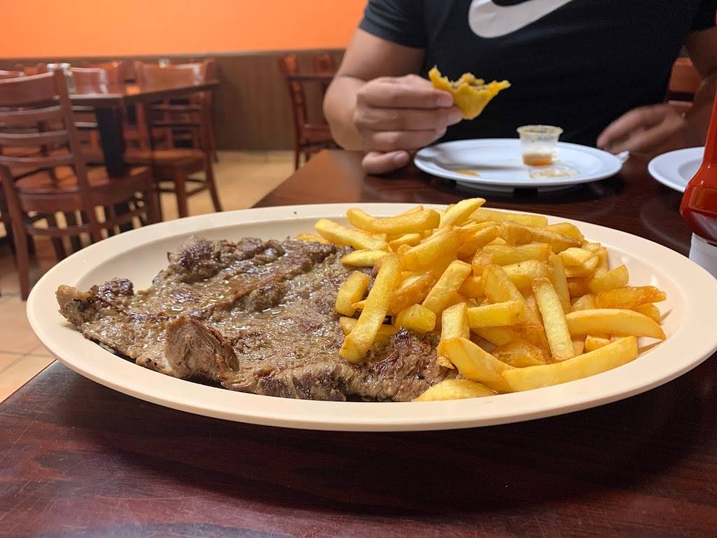 La Placita Restaurant & Bakery | restaurant | 6700 Stirling Rd, Hollywood, FL 33024, USA | 9549860550 OR +1 954-986-0550