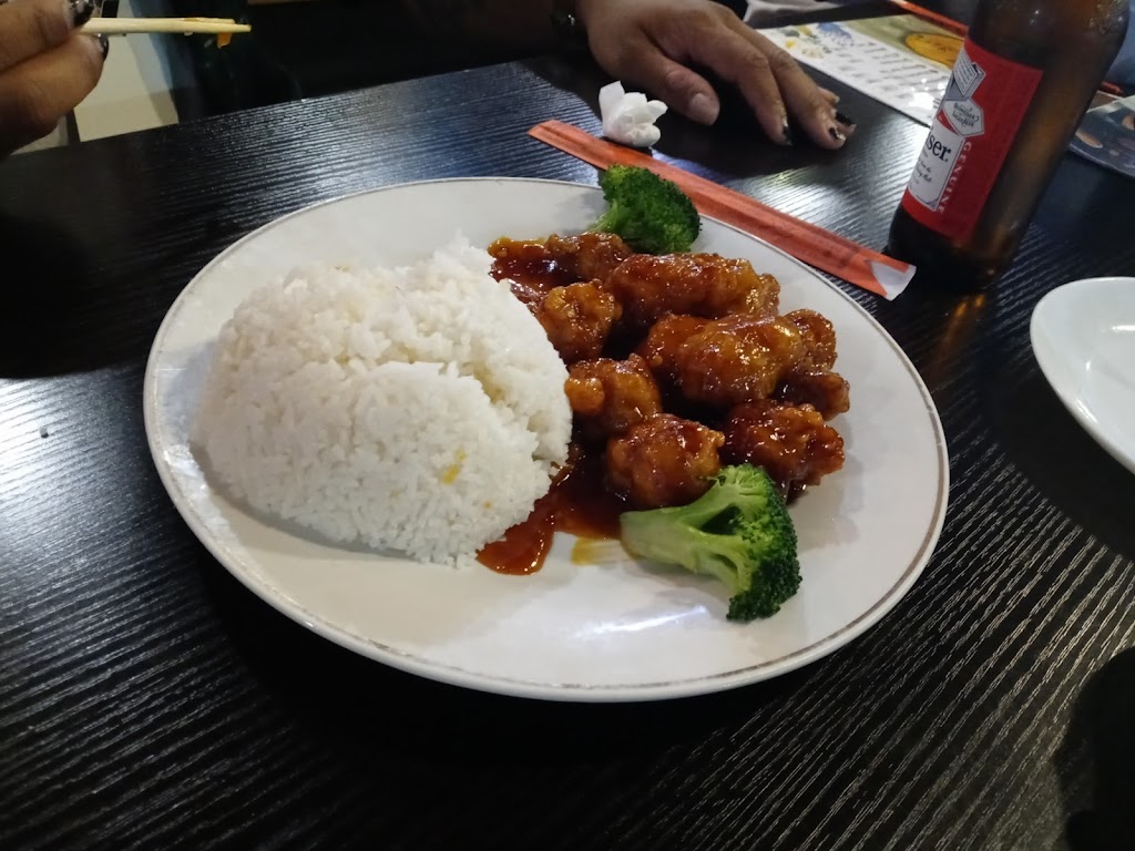 fun noodle bar | restaurant | 2738 N Grandview Ave, Odessa, TX 79762, USA | 4322329829 OR +1 432-232-9829