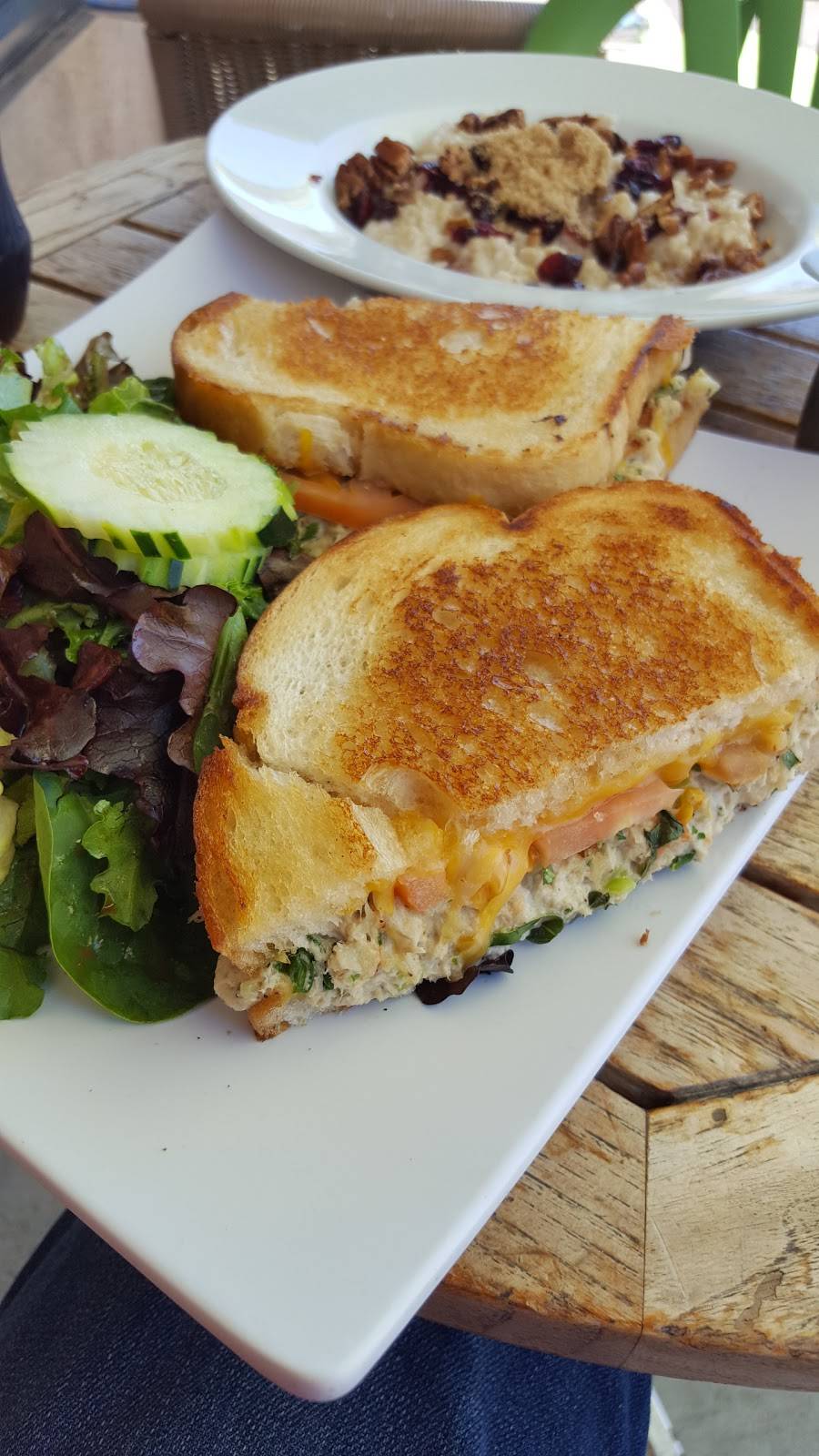 Cafe Zella | cafe | 1531 Wilshire Blvd A, Santa Monica, CA 90403, USA | 3102609479 OR +1 310-260-9479