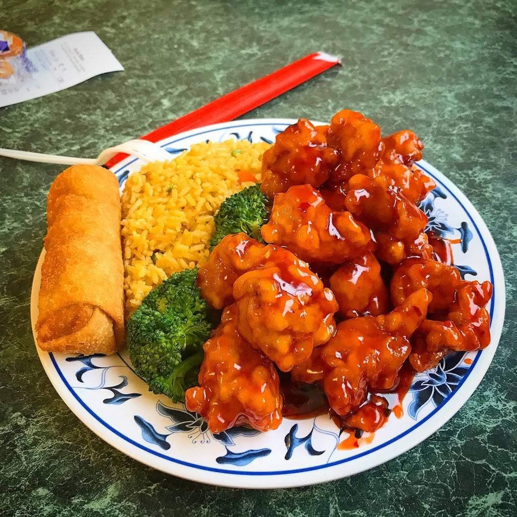 Asian Wok | restaurant | 2321 S Oneida St, Green Bay, WI 54304, USA | 9204988835 OR +1 920-498-8835