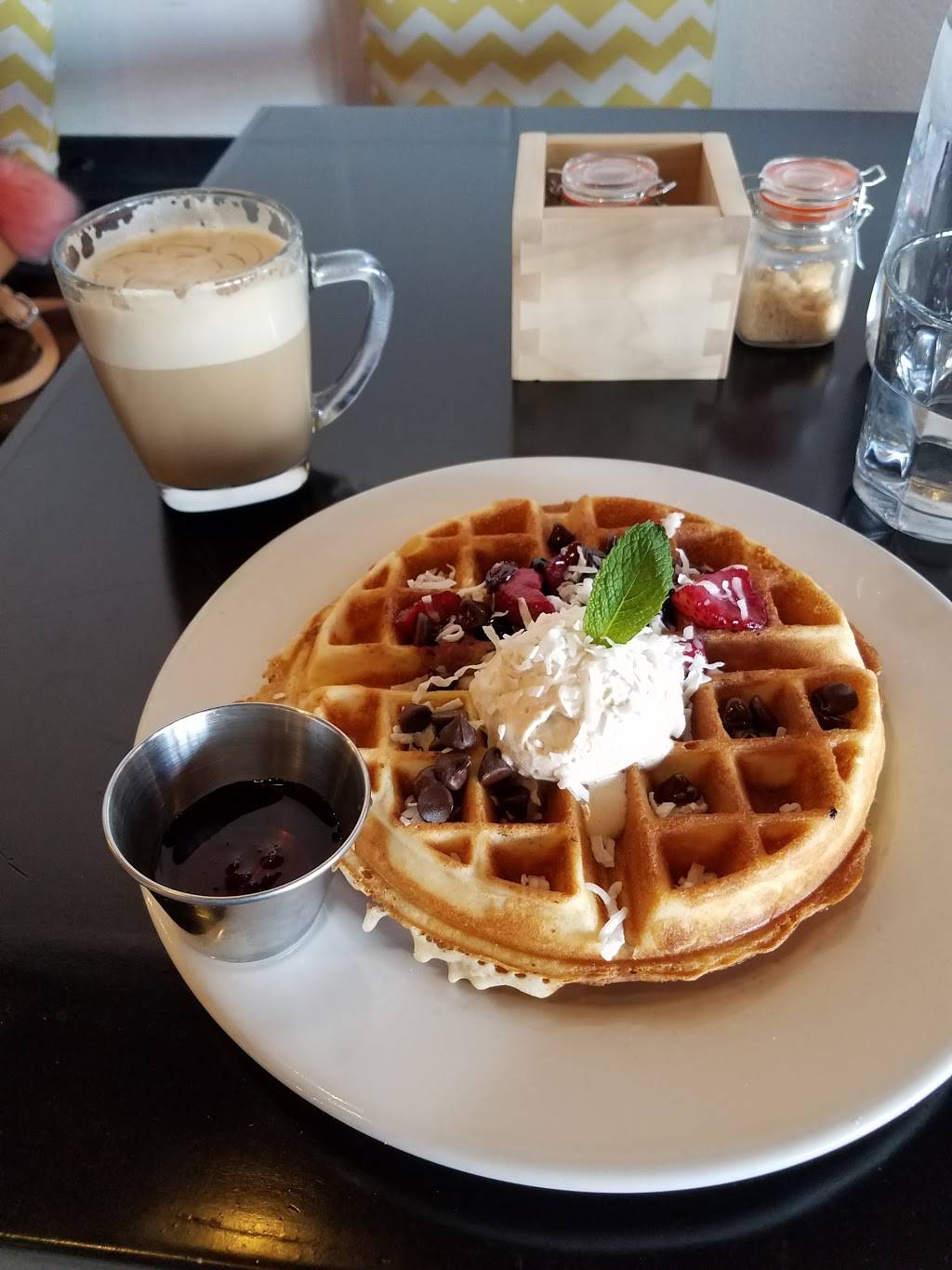 Makers & Finders | cafe | 1120 S Main St #110, Las Vegas, NV 89104, USA | 7025868255 OR +1 702-586-8255