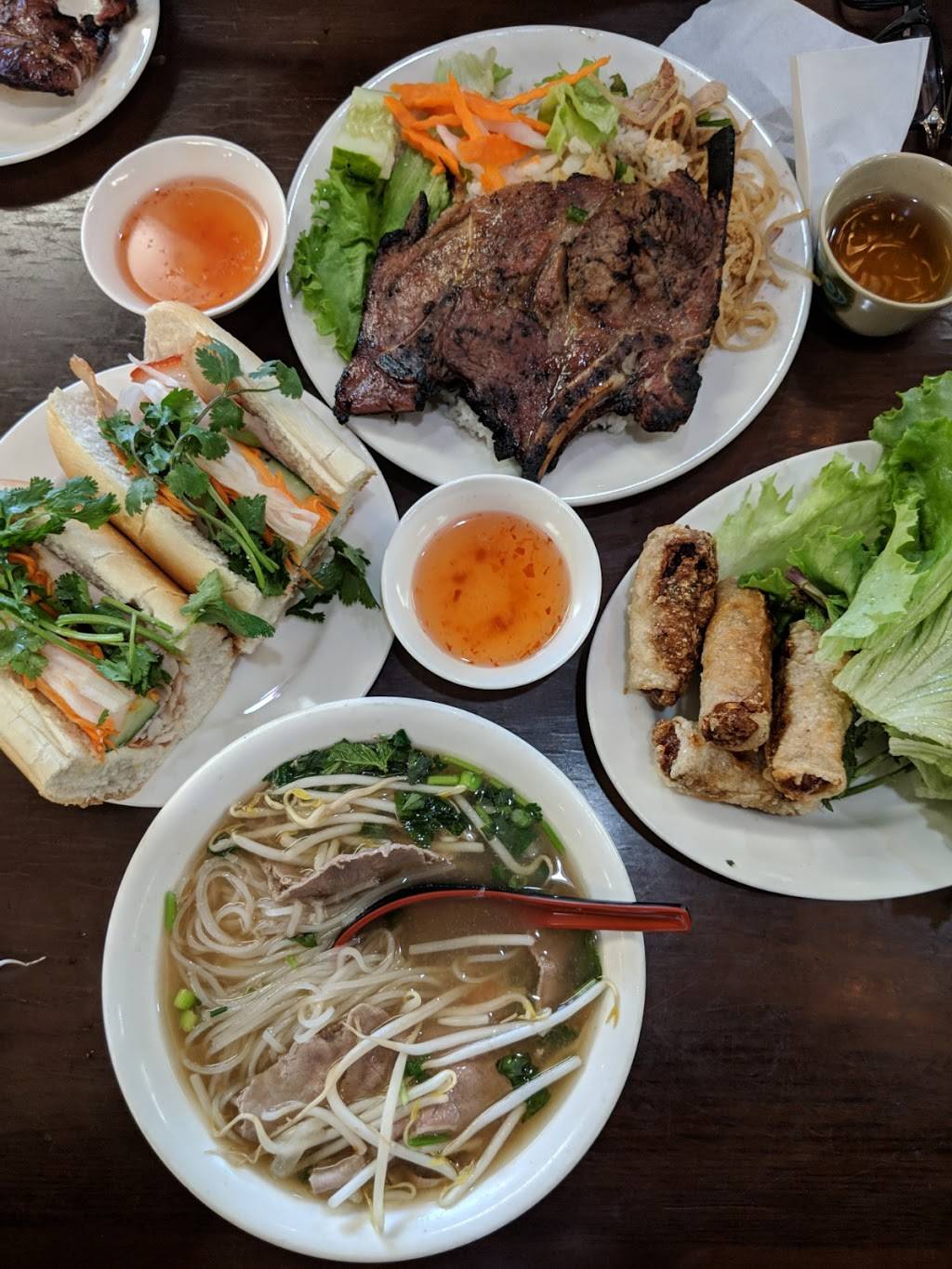 Pho Bac | restaurant | 82-78 Broadway, Elmhurst, NY 11373, USA | 7186390000 OR +1 718-639-0000
