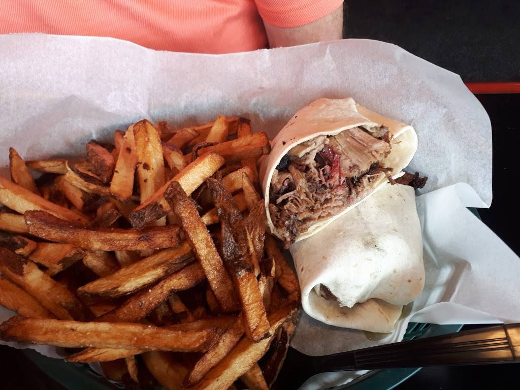 B3Q Smokehouse | restaurant | 200 Wyoming Ave, West Pittston, PA 18643, USA | 5708830100 OR +1 570-883-0100